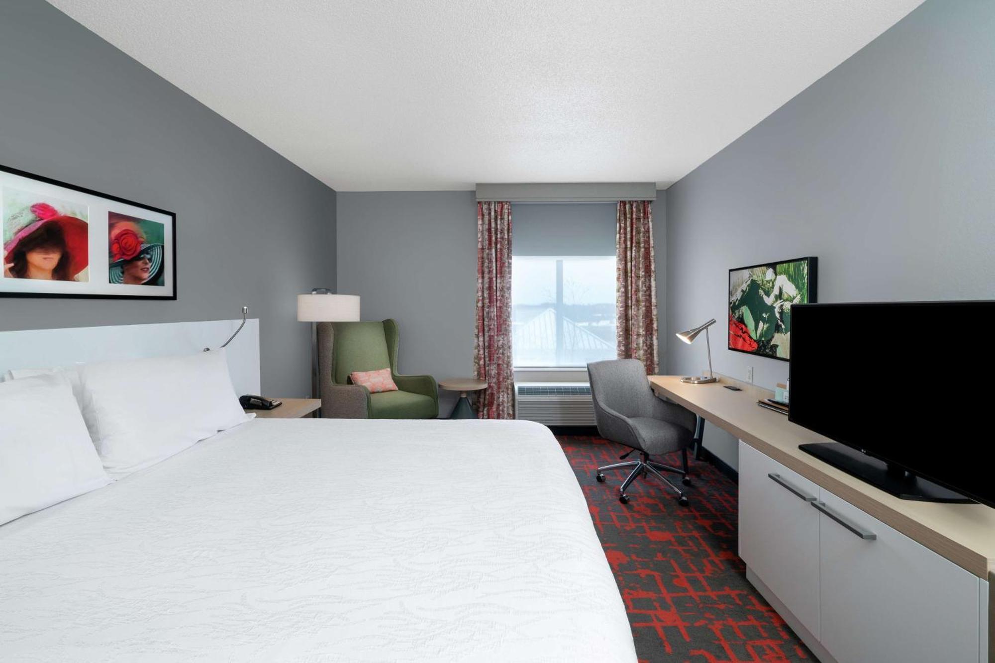 Hilton Garden Inn Louisville East Exterior foto